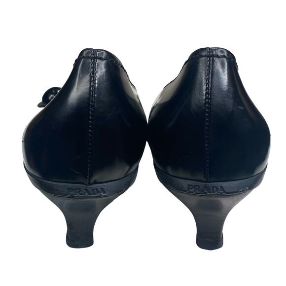 Prada Women’s Black Leather Pointed Toe Kitten Heel Size 37.5 US 7.5 - Picture 8 of 14